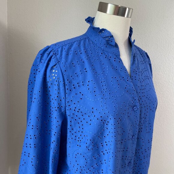 Ann Taylor Womens Large Periwinkle Button Up Eyelet Blouse Ruffle Collar Shirt - Picture 2 of 11